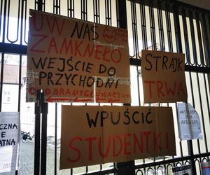 Bunt studentów na UW. Okupują siedzibę samorządu na Krakowskim Przedmieściu