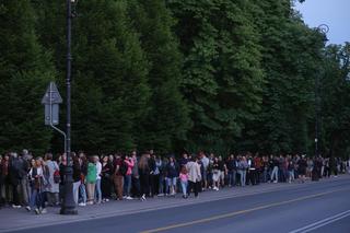 Kolejka przed Belwederem
