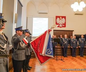 Nowi funkcjonariusze we Wrocławiu. Ponad połowa to policjantki! [ZDJĘCIA]