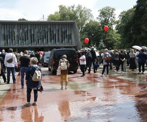 Pogrzeb Joanny Kołaczkowskiej. Tłumy żegnają wybitną artystkę kabaretową