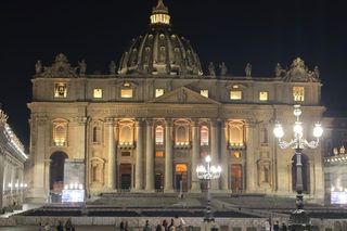 To miasto Siedmiu Wzgórz. Z lotniska w Rzeszowie dolecisz tam w niecałe trzy godziny