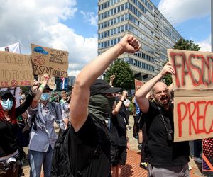 Protest przeciwko imigrantom.Tysiące kibiciów na ulicach Katowic