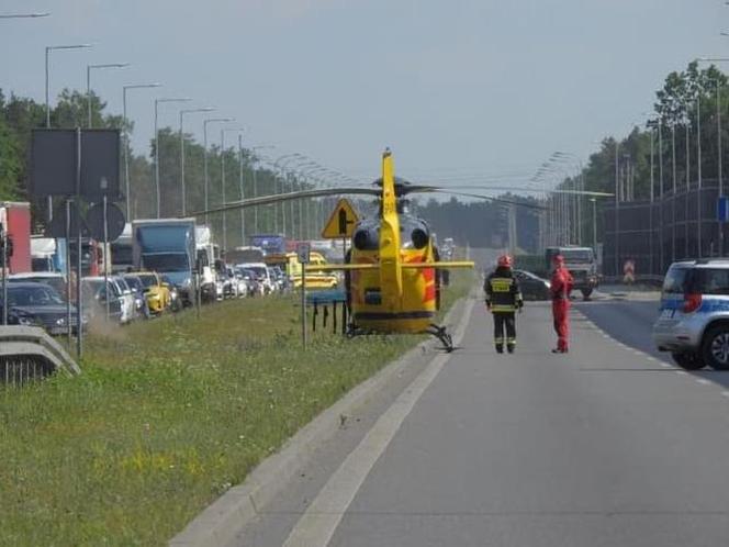 Tragiczny wypadek w Ząbkach. Autobus miejski zderzył się z ciężarówką 