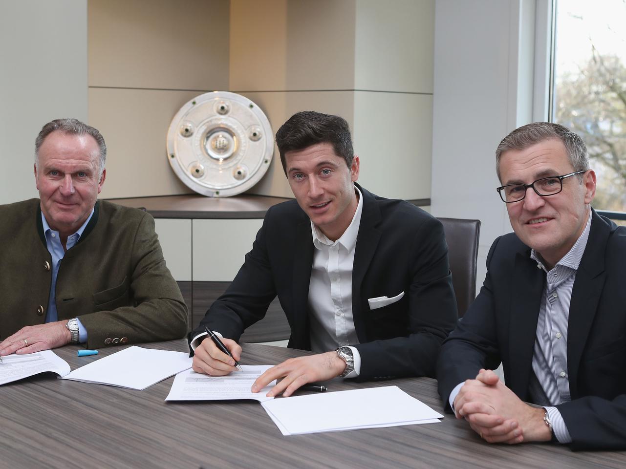 100 mln euro dla Lewandowskiego 1pub
