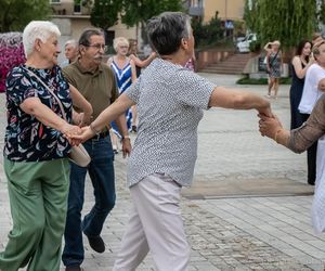 Starachowickie potańcówki na Rynku 2025