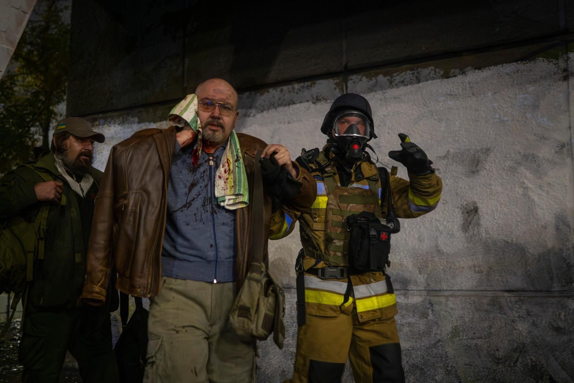 Są zabici i ranni po rosyjskim ostrzale. Agresor wykorzystał drony i artylerię