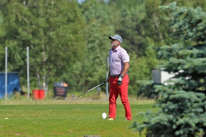Michał Probierz gra w golfa ze zwycięzcą aukcji charytatywnej