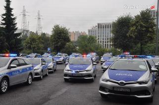 Śląska policja w hybrydowych radiowozach