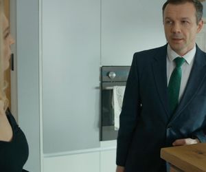 Barwy szczęścia, odcinek 3197: Bruno (Lesław Żurek), Karolina (Marta Dąbrowska) 