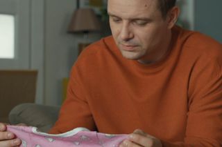 Barwy szczęścia, odcinek 3138: Klara zmusi Huberta do przesłania rzeczy Marysi. Już nie zobaczy córki – ZDJĘCIA 