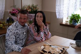 Rolnik szuka żony: Romantyczny pocałunek i taniec w deszczu. Kto opuścił gospodarstwa? Roland wciąż testuje cierpliwość kandydatek