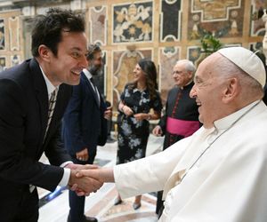Papież Franciszek spotykał się na przestrzeni lat z gwiazdami