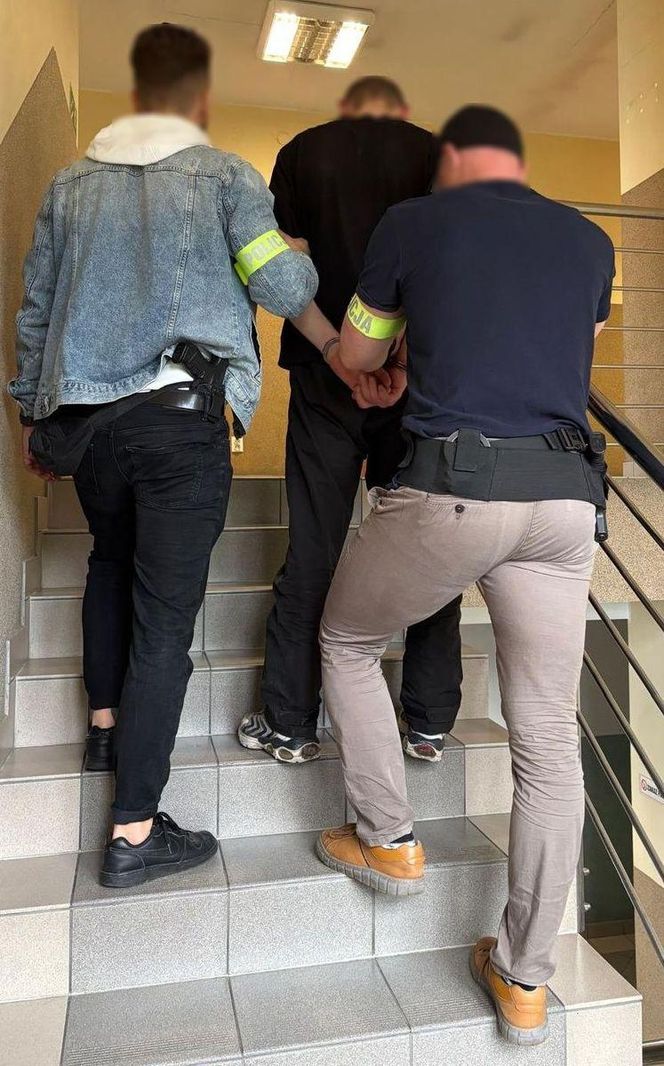 Ogólnopolska akcja policji. Tysiące funkcjonariuszy, ponad 1500 zatrzymanych. Zdjęcia z działań