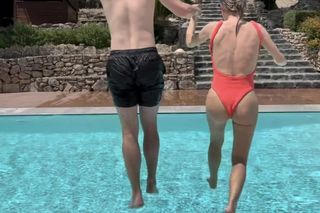 Olga Frycz i Albert Kosiński w basenie