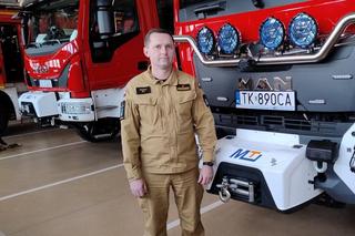 O krok od tragedii w powiecie staszowskim. Strażak Michał Żal uratował mieszkańców w czasie pożaru domu! 