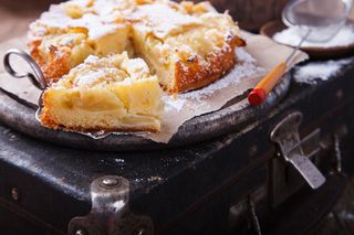 To najlepsze ciasto na jesienny deser. Z tymi owocami smakuje wybornie i znika błyskawicznie 