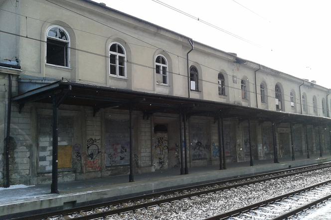 Dworzec PKP Sosnowiec-Maczki: Co dalej z inwestycją? Radni i mieszkańcy spotkali się na dworcu