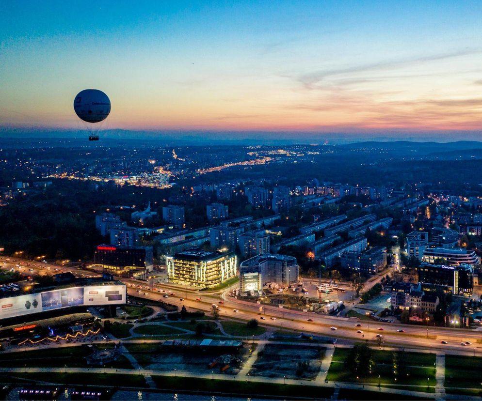 Kraków nocą