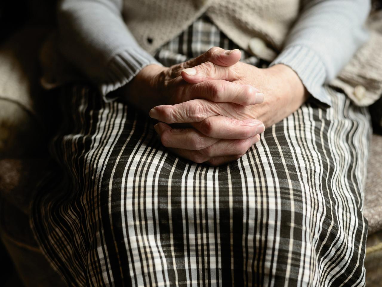 Seniorzy z Krajenki mogą otrzymać opaski bezpieczeństwa
