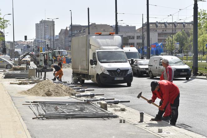 Majówkowe cuda na drogach