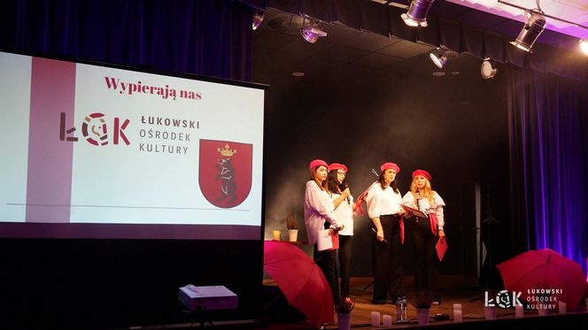 Muzyczna Podróż do serca Paryża w Łukowie. Zobacz zdjęcia z wieczoru piosenki francuskiej w ŁOK!