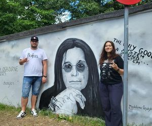 Mural Ozzy'ego Osbourne'a w Warszawie