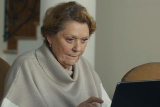 Barwy szczęścia odc. 3217. Józefina Rawiczowa (Elżbieta Jarosik)