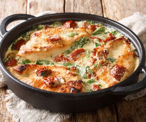 Kurczak, suszone pomidory, szparagi - zgrane trio na obiad