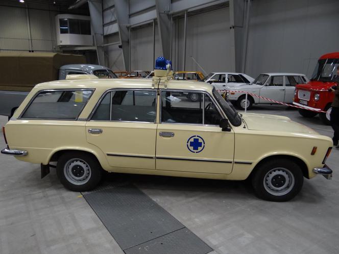 Polski Fiat 125p Ambulans