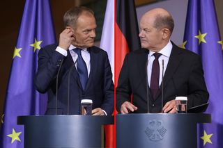 Premier Tusk: Europa musi być potęgą militarną