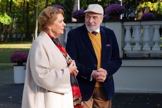 Barwy szczęścia, odc. 3162. Andrzej (Leon Charewicz), Józefina (Elżbieta Jarosik)