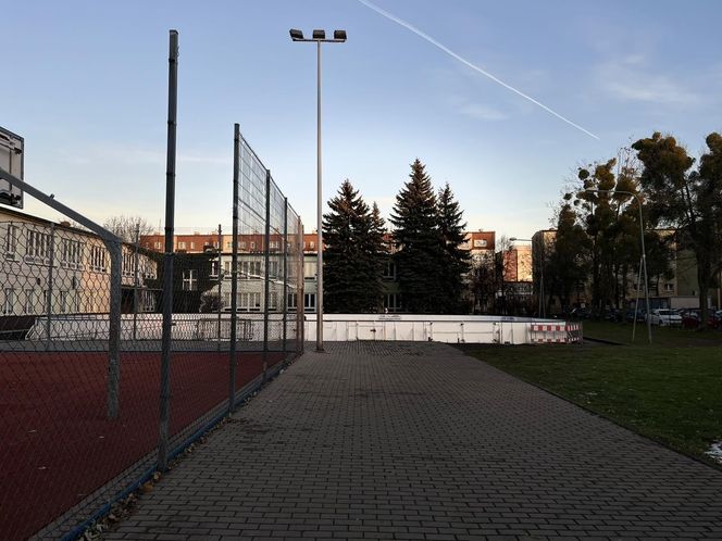 Lodowisko miejskie w Wodzisławiu Śląskim powraca po 2 latach przerwy. Wkrótce otwarcie