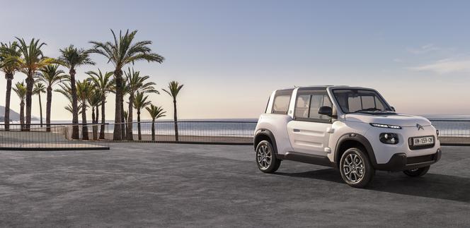 Elektryczny Citroen E-MEHARI