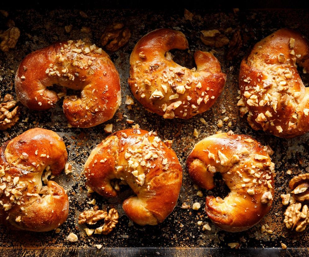 Rogaliki z ciasta mleczno-maślanego - idealne na śniadanie lub podwieczorek