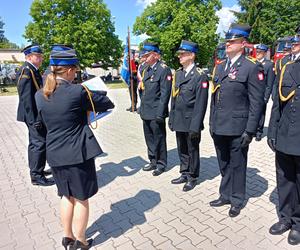 Akty nadania wyższych stopni służbowych odebrało w tym roku 21 strażaków z Komendy Miejskiej PSP w Siedlcach