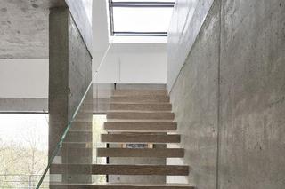 Wnętrza domu solarnego 