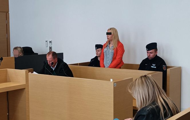 Klaudia bawiła się nad morzem, w domu umierało jej dziecko. Wstrząsające szczegóły zbrodni. „Nie dopilnowałam”