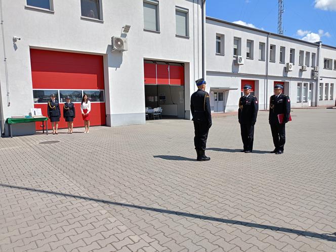 Akty nadania wyższych stopni służbowych odebrało w tym roku 21 strażaków z Komendy Miejskiej PSP w Siedlcach