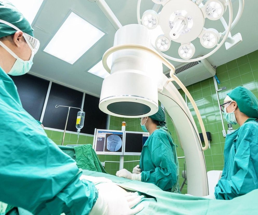 Sześciu lekarzy odeszło z USK we Wrocławiu. Szpital uspokaja