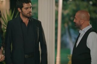 Wichrowe wzgórze odc. 258. Tekin szantażowany przez Kazima kradnie dokumenty