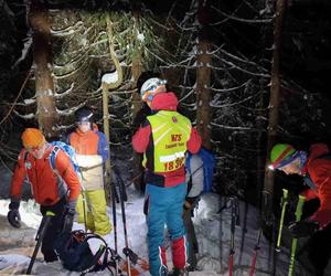 Akcja ratownicza na Pilsku. Snowboardzista zaginął na stoku