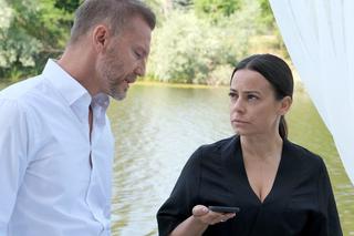 M jak miłość odc. 1692. Magda (Anna Mucha), Andrzej Budzyński (Krystian Wieczorek)