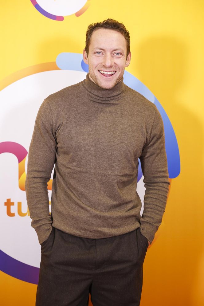 Kontuzja zniszczyła jego sportowe marzenia! Dziś Konrad Eleryk zachwyca w "Heweliuszu"