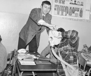 QUIZ PRL. Uczniowie w PRL. Czy pamiętasz lata szkolne? Komplet punktów zdobędą tylko Ci, którzy dorastali w Polsce Ludowej