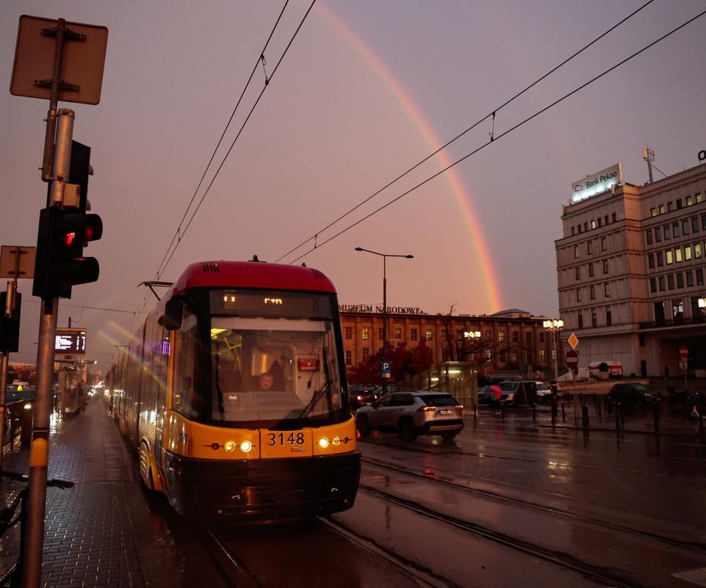 Burza i tęcza w Warszawie (30.10.2025)