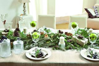 Dekoracja stołu świątecznego