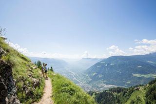 Na szlakach, wśród jezior i pod gwiazdami – kojąca natura Południowego Tyrolu