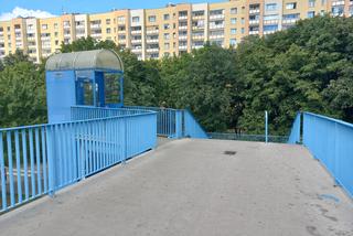 Kładka na Ostrobramskiej do likwidacji? Jest petycja w tej sprawie