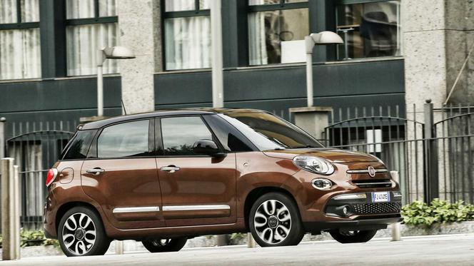 Fiat 500L Lifting