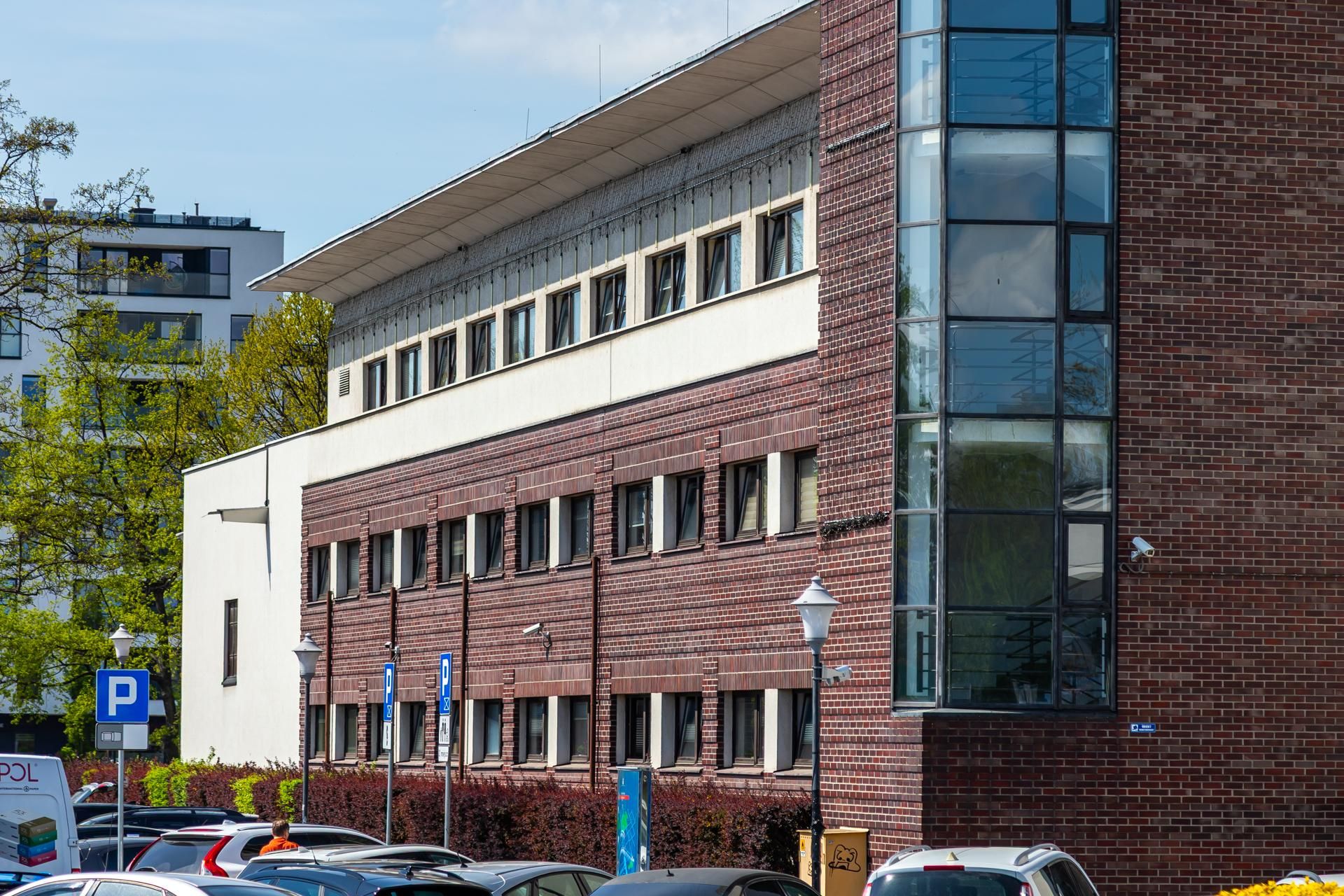 Ratusz dzielnicy Białołęka w Warszawie